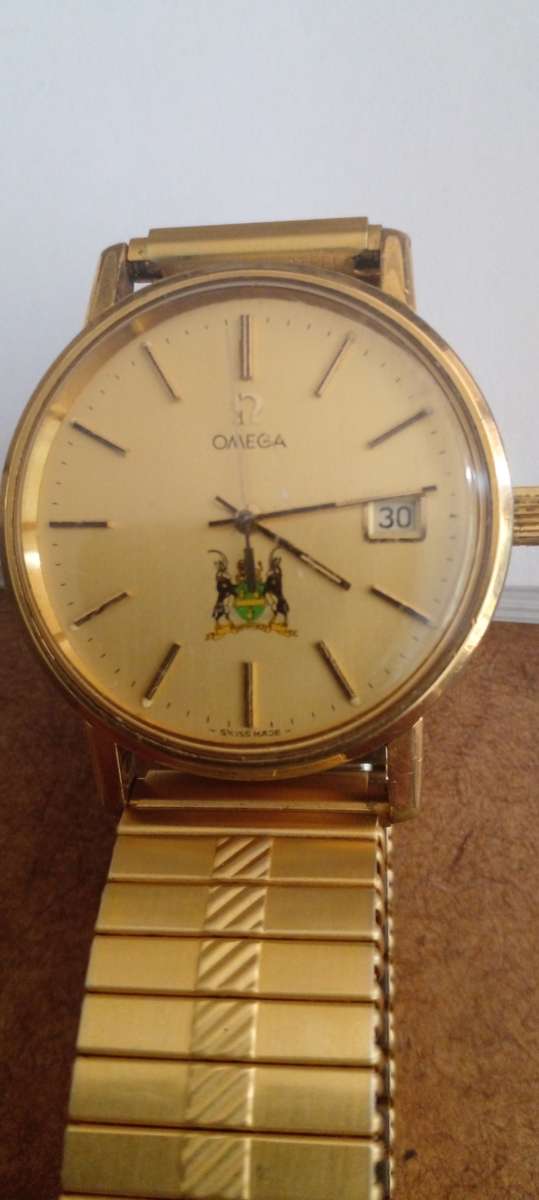 X-RARE OMEGA 1972 QUARTZ GENT`S WRIST WATCH.RARE 1696 MOVEMENT. 100% WORKING.NEW BATTERY. DESC.