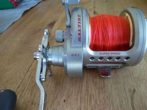Daiwa Saltist 40H super speed Reel for shore fishing