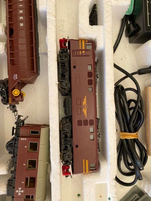 Lima HO South African Railways train set boxed