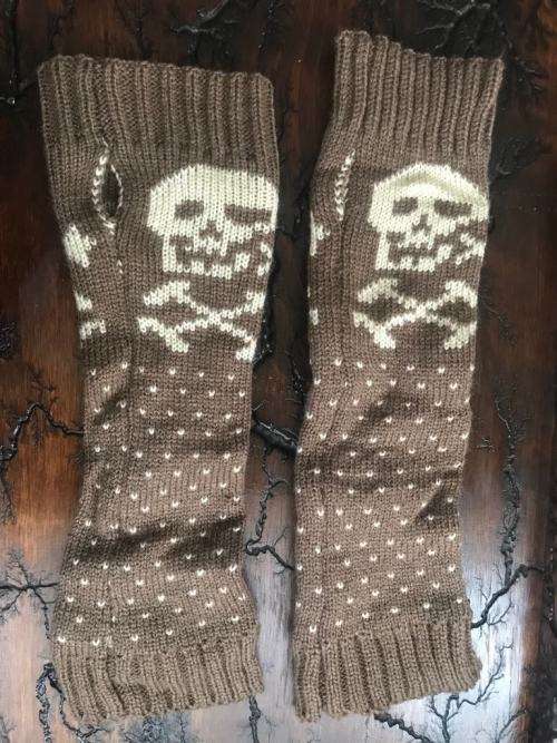 Brown skull gloves SIZE SMALL/MEDIUM