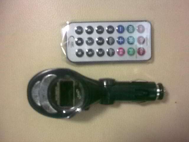Wireless Car MP3 FM Modulator
