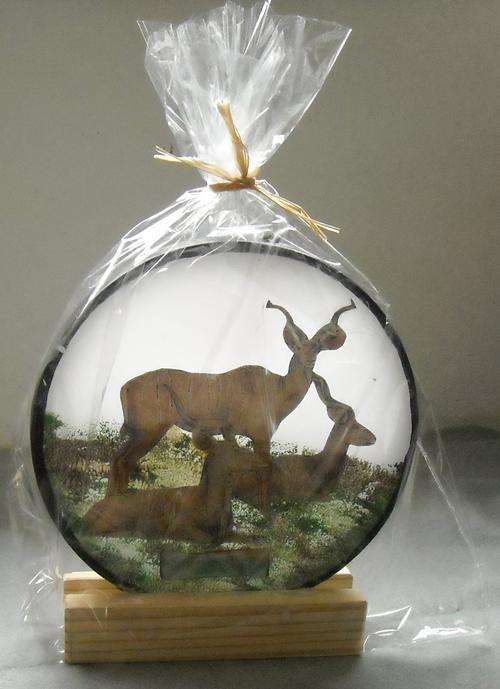 BUCK  - WILDLIFE DECORATIVE CANDLE ON STAND