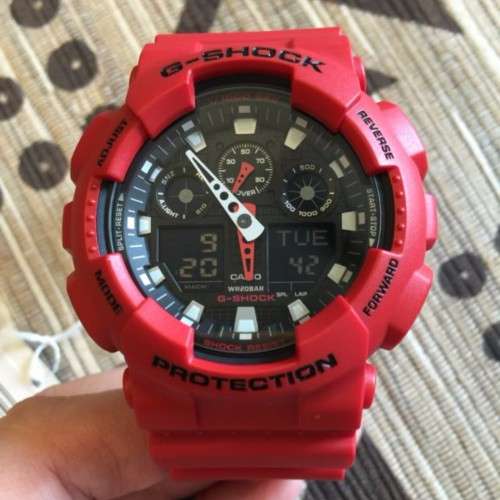 CASIO G SHOCK MENS GA100 CF - 1ADR - AS GOOD AS NEW