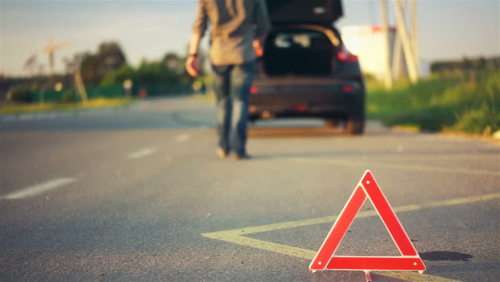 REFLECTIVE SAFETY TRIANGLE