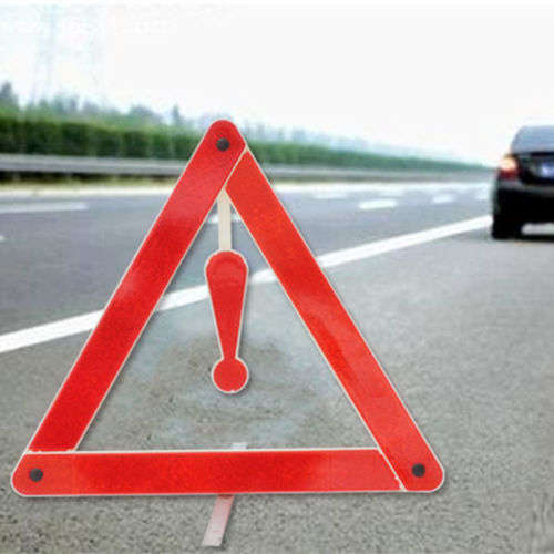REFLECTIVE SAFETY TRIANGLE