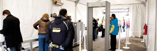 HAND HELD METAL DETECTOR