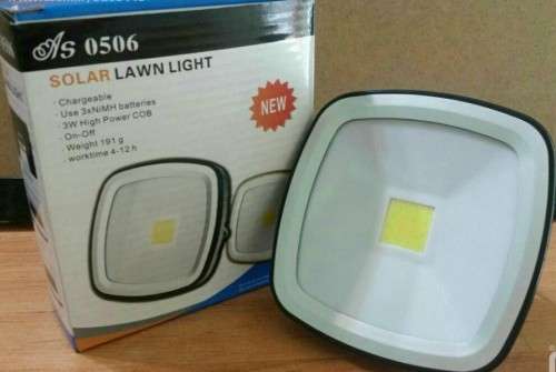 SOLAR LAWN LIGHT