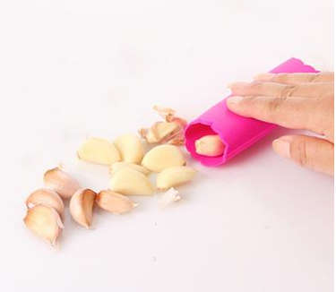 GARLIC MINCER + NO TOUCH GARLIC PEELER