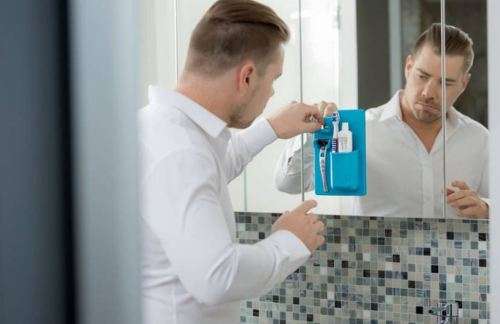 TOOTHBRUSH/TOOTHPASTE/RAZOR ORGANISER