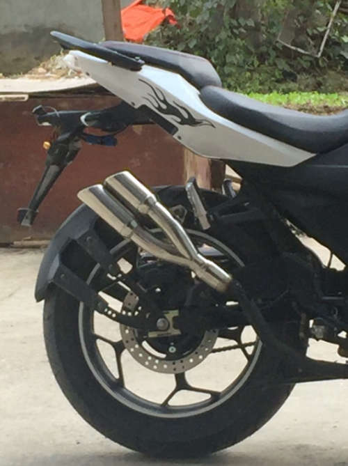 Universal 38-51 mm Dual-outlet Exhaust Muffler Pipe