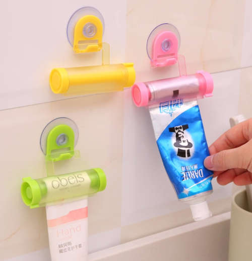 TOOTHPASTE SQUEEZER