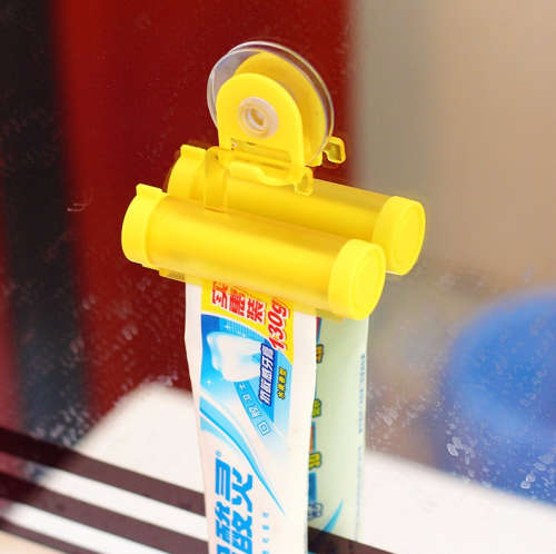 TOOTHPASTE SQUEEZER