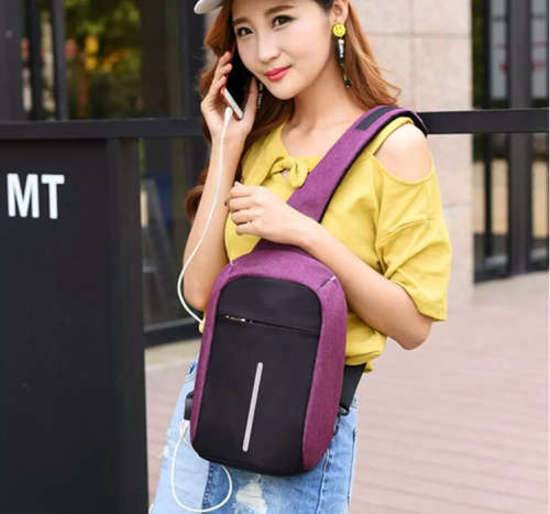 New Design Waterproof Men's Anti Theft Sling Chest Bag With USB Charging Port