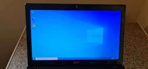 Acer Aspire 5750 - Core i5-2430M @2.40GHz - 8GB Ram - 500GB HDD