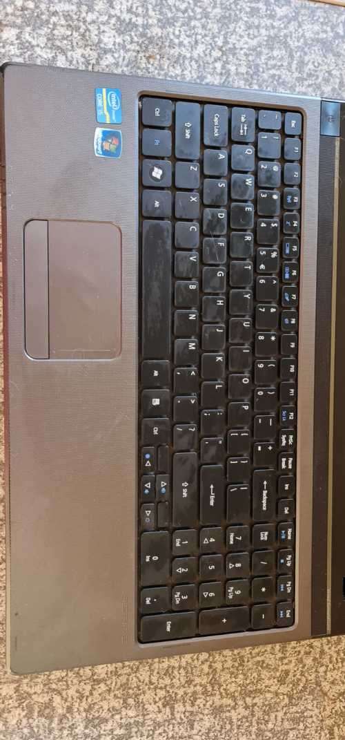 Acer Aspire 5750 - Core i5-2430M @2.40GHz - 8GB Ram - 500GB HDD