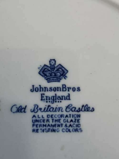 2 x Johnson Brothers dinner plates