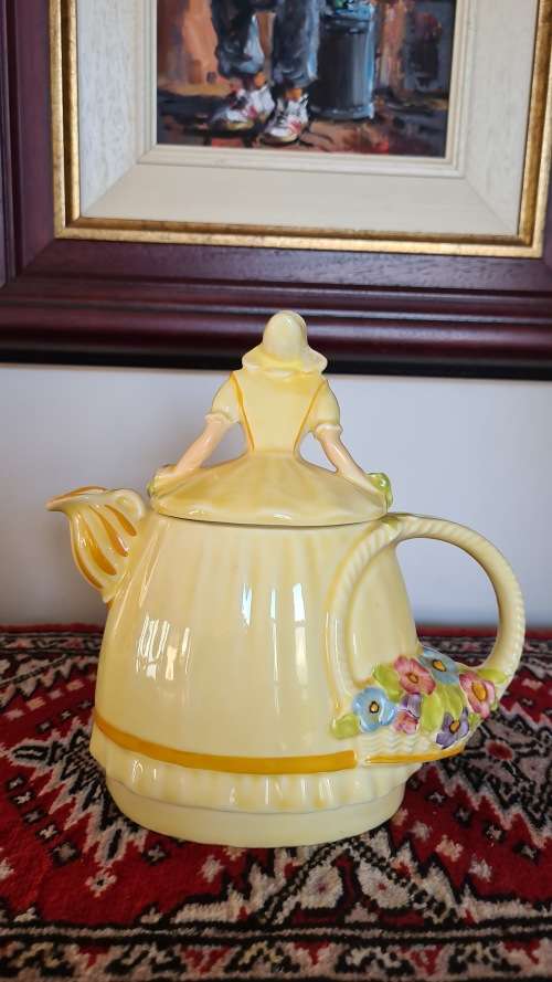 Lady Teapot