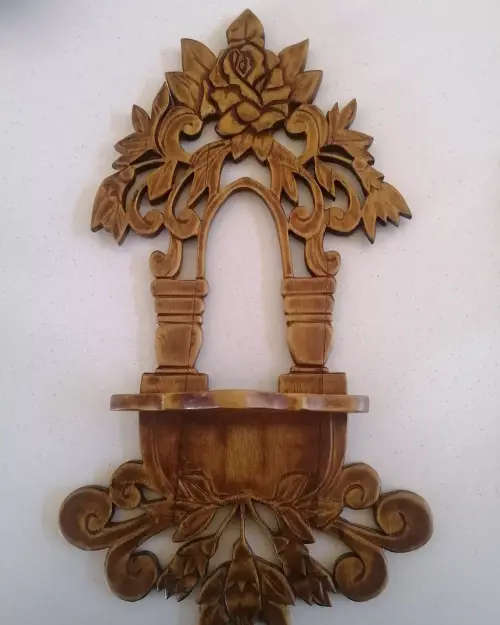 Wooden wall pedestal