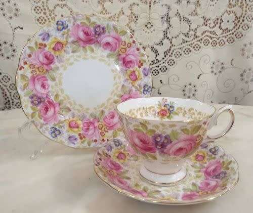 Royal Albert "Serena" Trio
