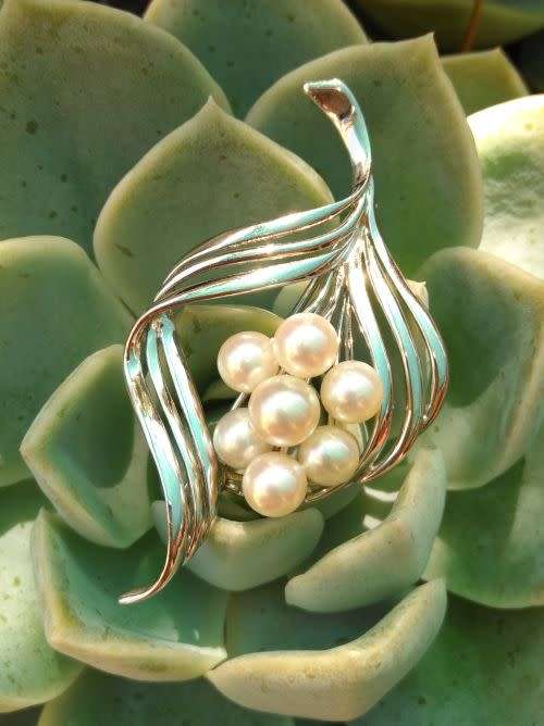 Silver & Pearl Brooch / Pendant