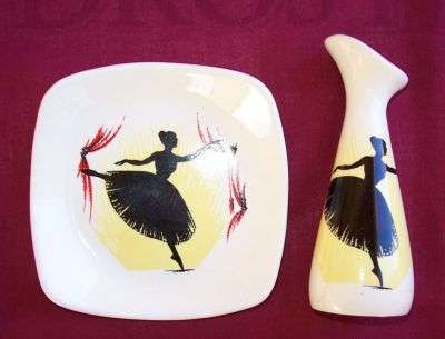 Wade "sweet dish & vase?"