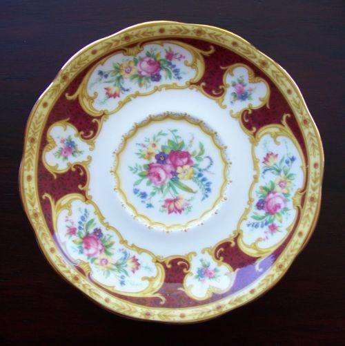 Royal Albert Lady Hamilton = Saucer