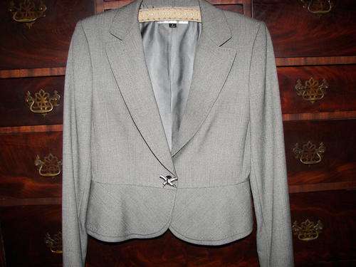 BRAND NEW DESIGNER WINTER ARTHUR LEVINE GREY/BLACK FINE HOUNDSTOOTH SUIT SIZE 34(made in USA)