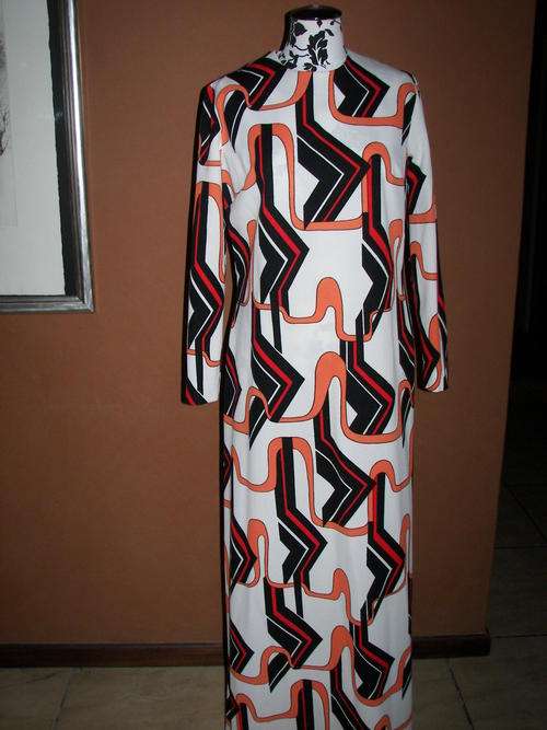 VINTAGE  RETRO DESIGNER "JULIE WHYTE" LONG FORMAL DRESS