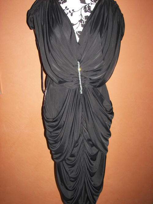 VINTAGE BLACK POLYESTER DIAMANTE"TREASURES" EVENING COCKTAIL DRESS SIZE 32