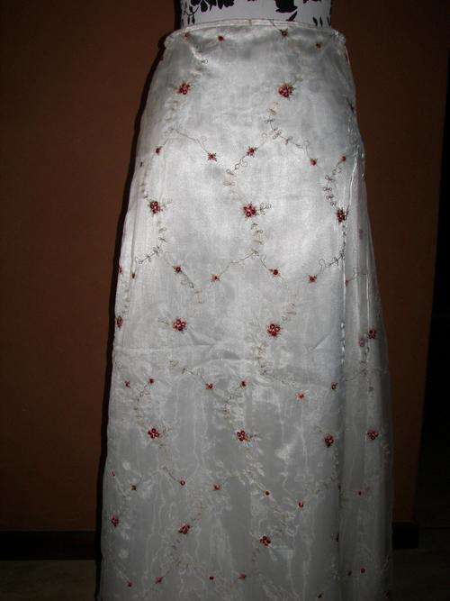 VINTAGE SATIN AND CHIFFIN EMBROIDERED ROSE LONG SKIRT SIZE 32/34