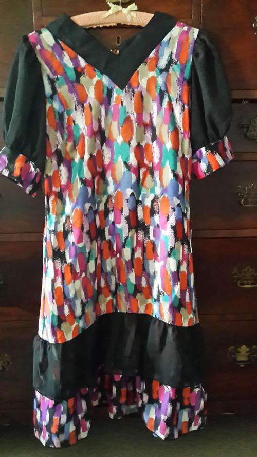VINTAGE STYLE FLORAL AND CHIFFON FRILL DRESS SIZE 32