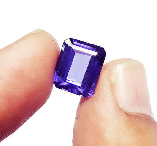 EXCELLENT PIECE, (4.370 CT) NATURAL CERTIFIED,EMERALD CUT,HEAT TREATED,BLUE TANZANITE