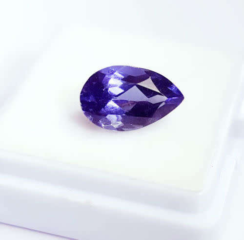 EXCELLENT 4.870 CT ,NATURAL,CERTIFIED,PEAR SHAPE,BLUE TANZANITE