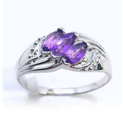 Ring - 9Kt White Gold - Brand New Genuine Natural Amethyst (1.5ctw)
