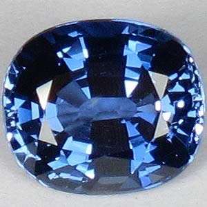 4.35ct  Natural Sapphire - Blue - Cushion - Heated - Africa - VVS 9.5x8.4x6mm