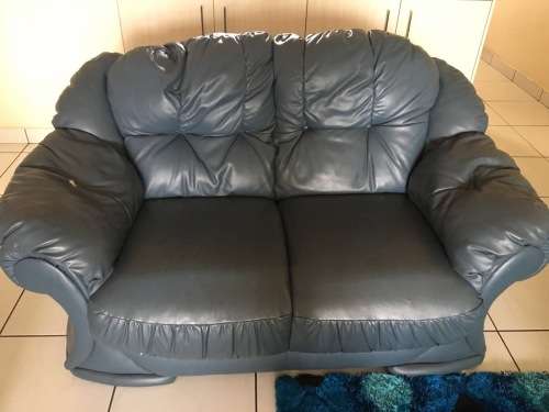 3 piece - 6 seater leather lounge suite
