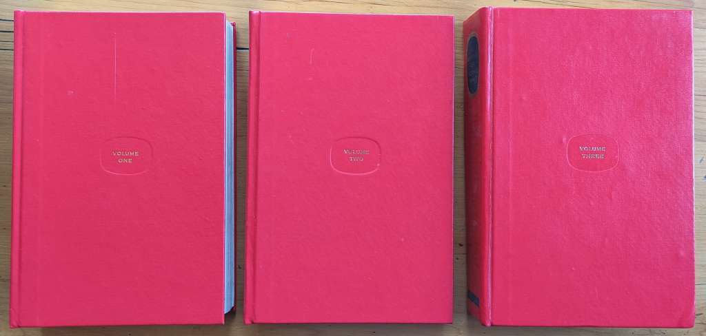 The Readers Digest Great Encyclopaedic Dictionary Set of 3 in boks. (LIKE NEW)