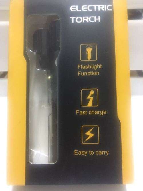 ELECTRIC FAST CHARGING FLASHLIGHT