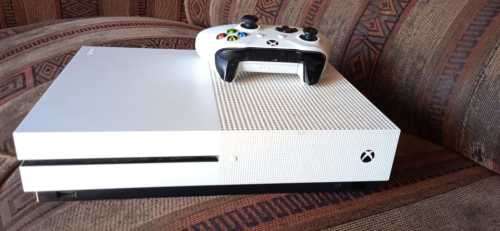 Xbox one S 500Gb