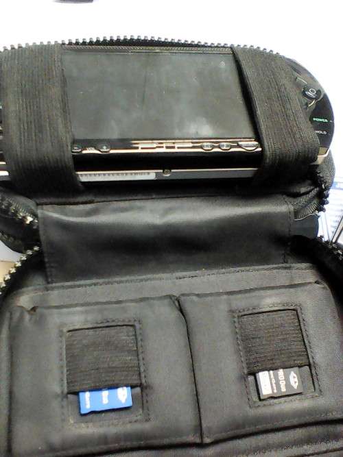 PSP 1000 CONSOLE COMPLETE