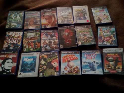PLAYSTATION 2 CONSOLE BUNDLE WITH 19 GAMES