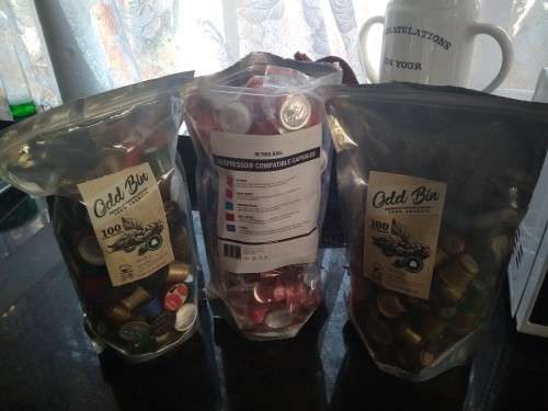 Cafféluxe Piccolo Espresso Machine! WITH +/- 200 CAPSULES!