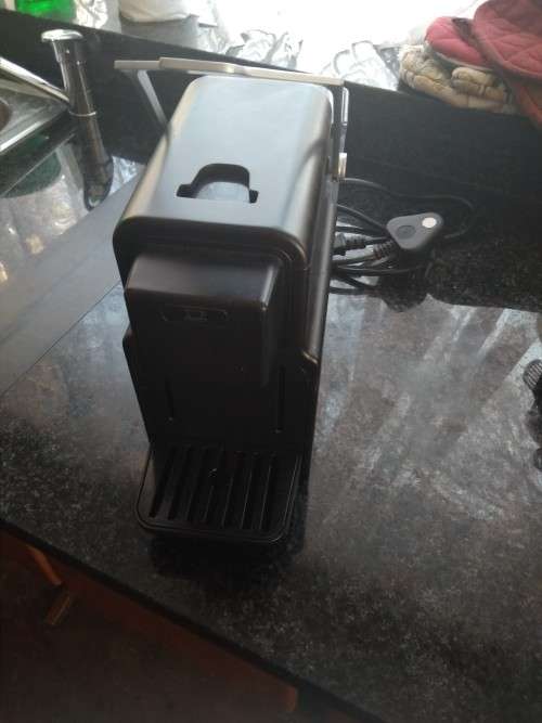 Cafféluxe Piccolo Espresso Machine! WITH +/- 200 CAPSULES!