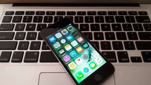 iPhone 5s network locked - read description