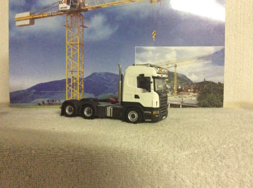 WSI  Scania White line