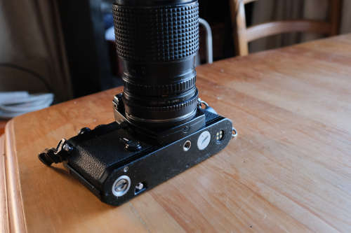 Nikon FE with Tokina 35-105mm f3.5-4.3 lens - Nikon shutter stuck