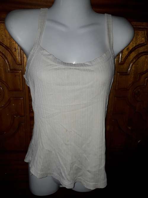 SPECIAL!! LADIES SPAGHETTI WHITE TOP - TOPICS - L - MAY HAVE A FEW MARKS ON IT