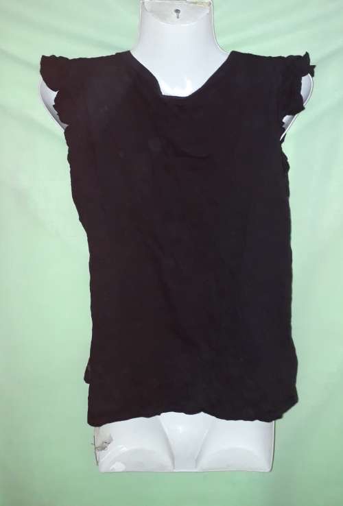 LADIES BLACK TOP - NO MAKE OR SIZE