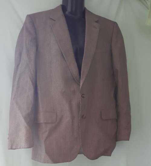 CHRISTMAS SPECIAL!!! MENS BROWN SUIT JACKET - MAKE: EMBASSY - SIZE: LOOKS LIKE A L TO 3XL