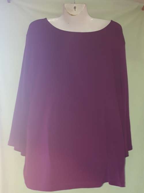 LADIES: PURPLE TOP  - MAKE: APT.9  - SIZE: 2XL